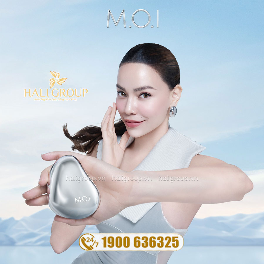 Phấn Nước M.O.I Iconic Perfection Cushion 12g